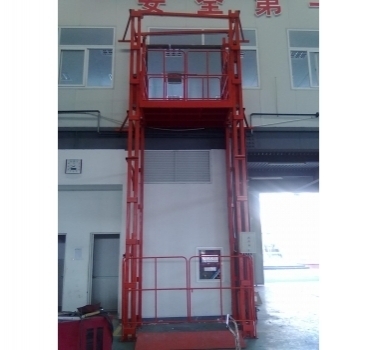 蓋州導(dǎo)軌式升降機(jī),廠家長(zhǎng)期直銷升降平臺(tái),九恒機(jī)械制造_液壓機(jī)械欄目